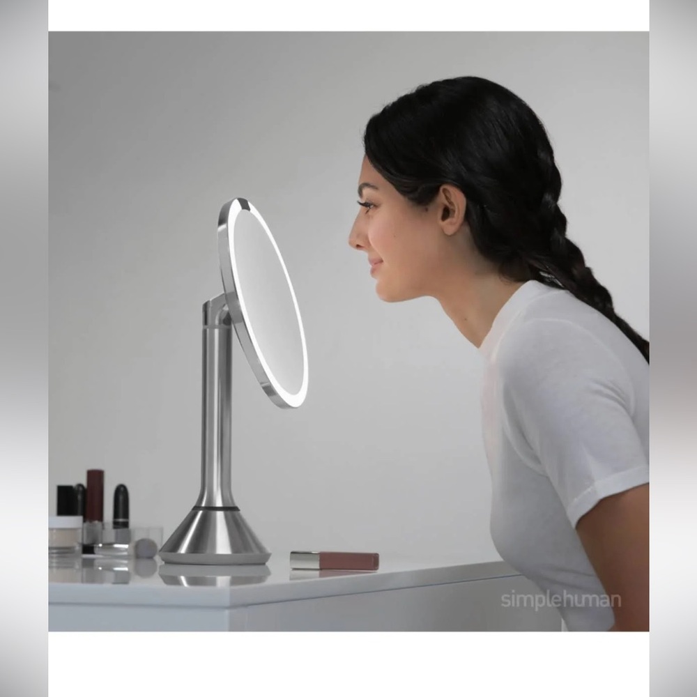 Simplehuman 8”ROSE GOLD Sensor Mirror - Picture 9 of 13